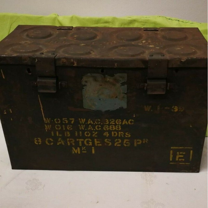 CAISSE A MUNITIONS MILITAIRE 1938 EN METAL