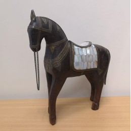 Cheval en bois